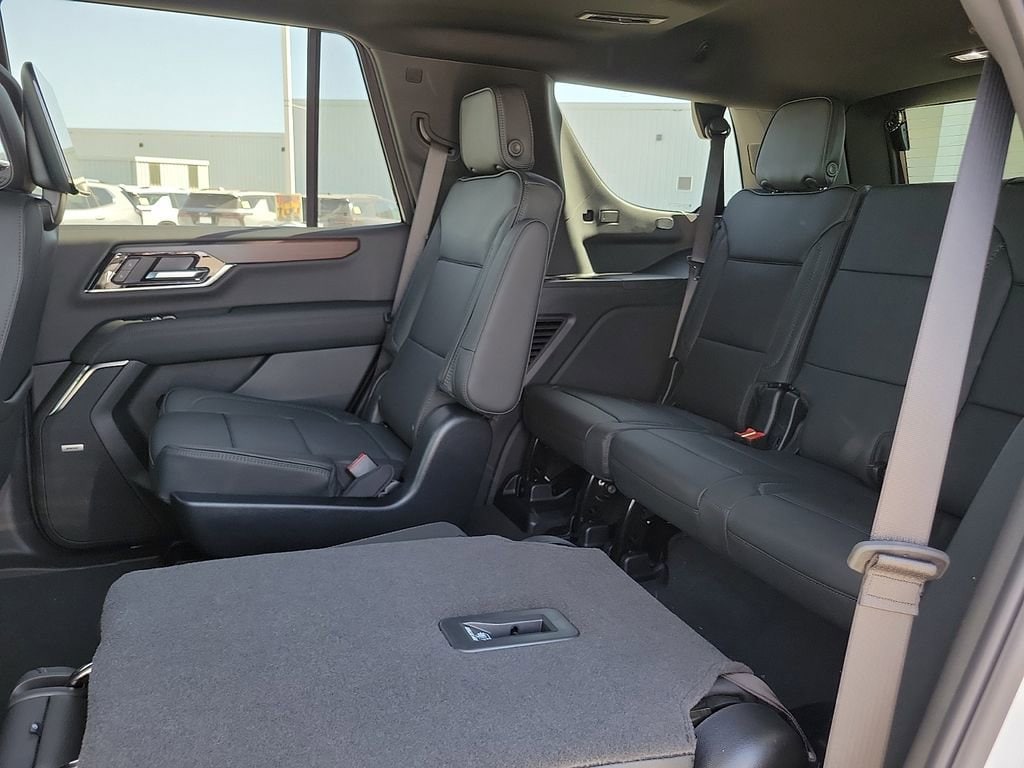 2026 GMC Yukon Denali - Photo 16