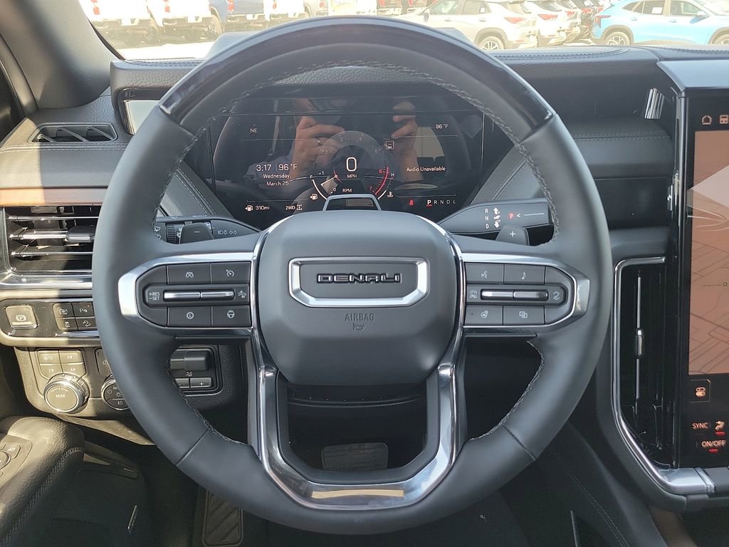 2026 GMC Yukon Denali - Photo 24