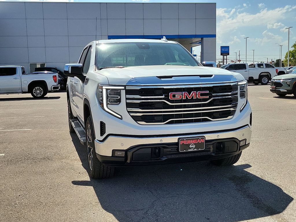 2026 GMC Sierra 1500 SLT - Photo 2