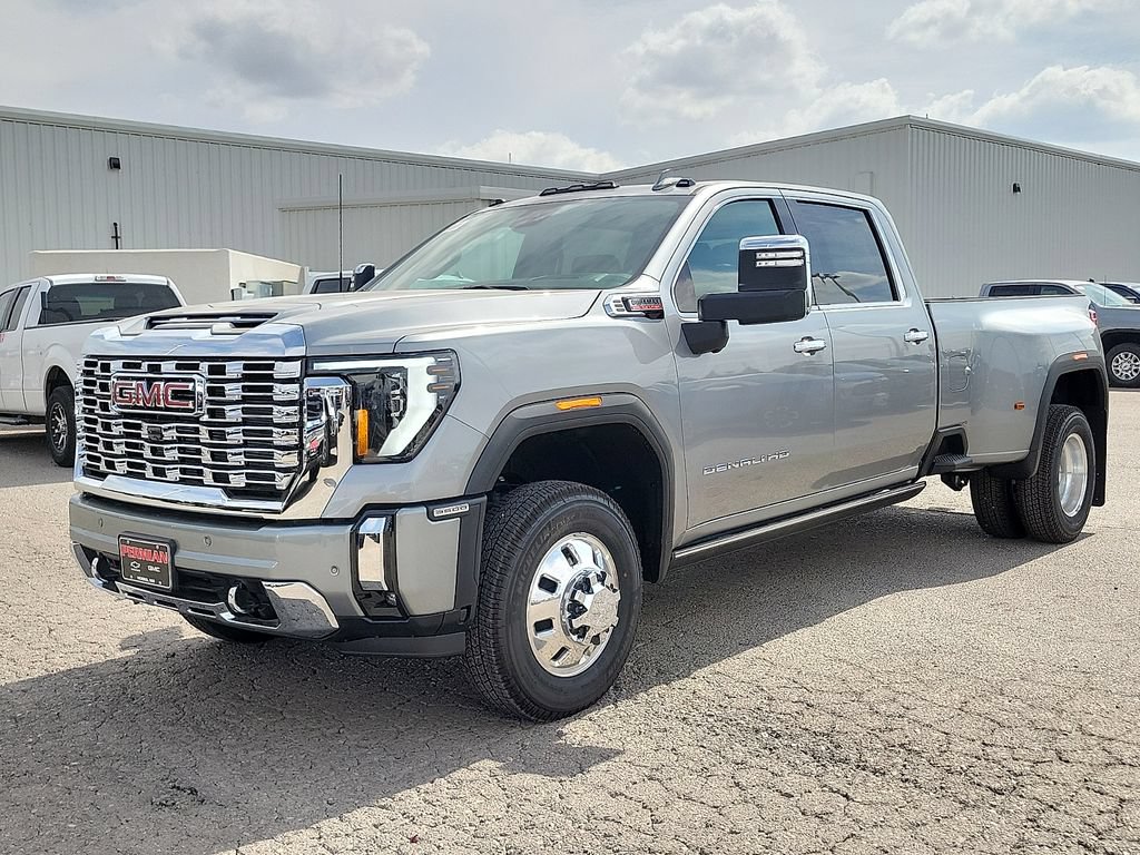 2026 GMC Sierra 3500HD Denali - Photo 6