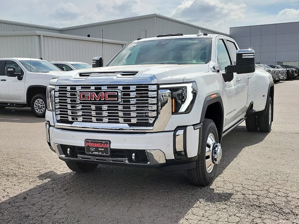 New 2026 GMC Sierra 3500 HD Denali DRW Truck