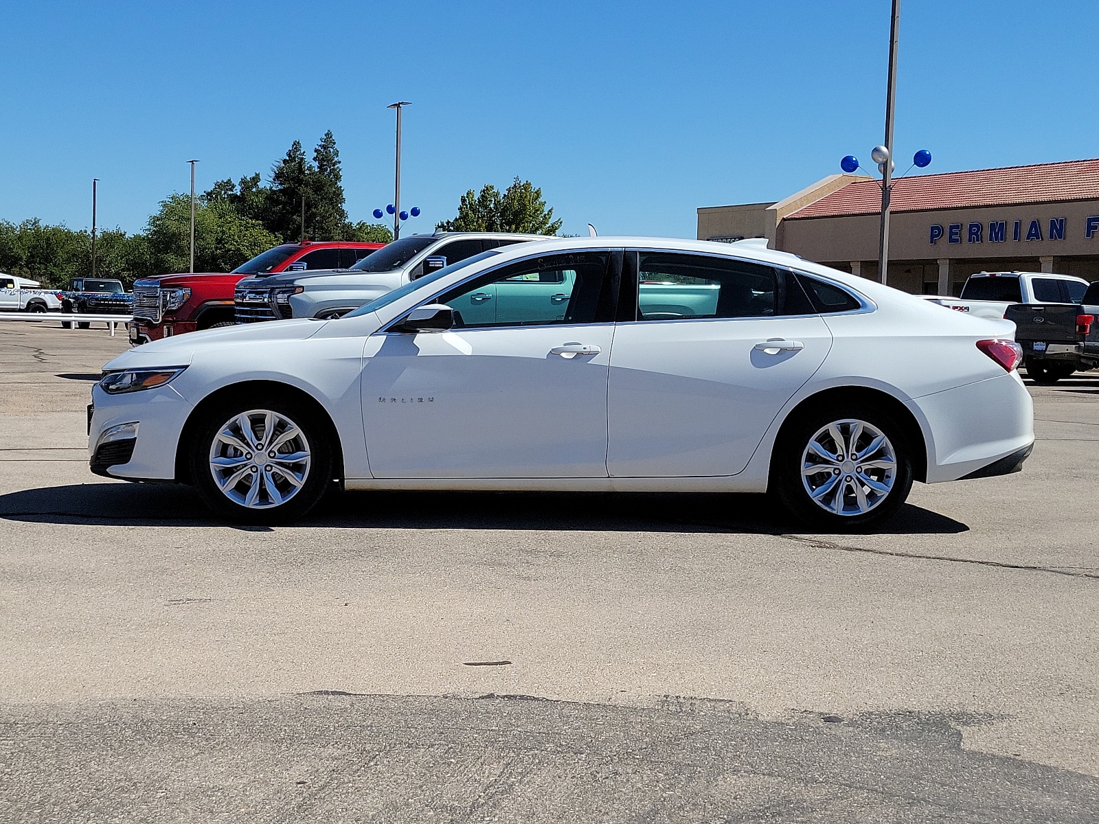 Used 2020 Chevrolet Malibu 1LT with VIN 1G1ZD5ST7LF039999 for sale in Hobbs, NM