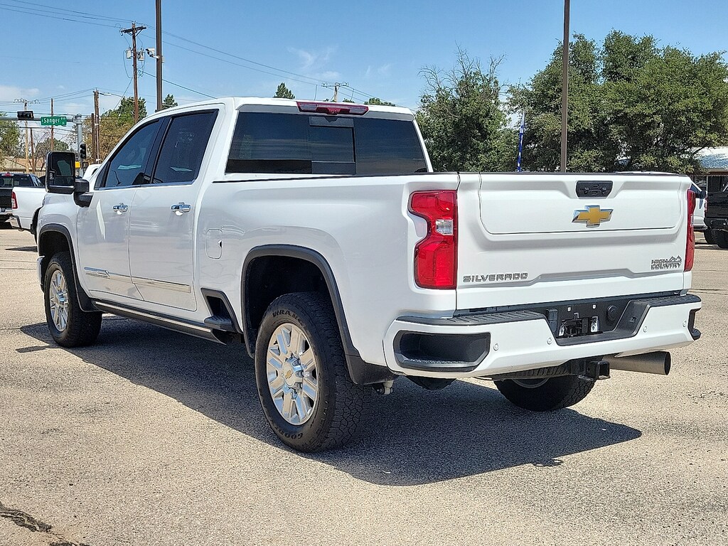 Used 2024 Chevrolet Silverado 2500HD 4WD Crew Cab Standard Bed High Country Crew Cab