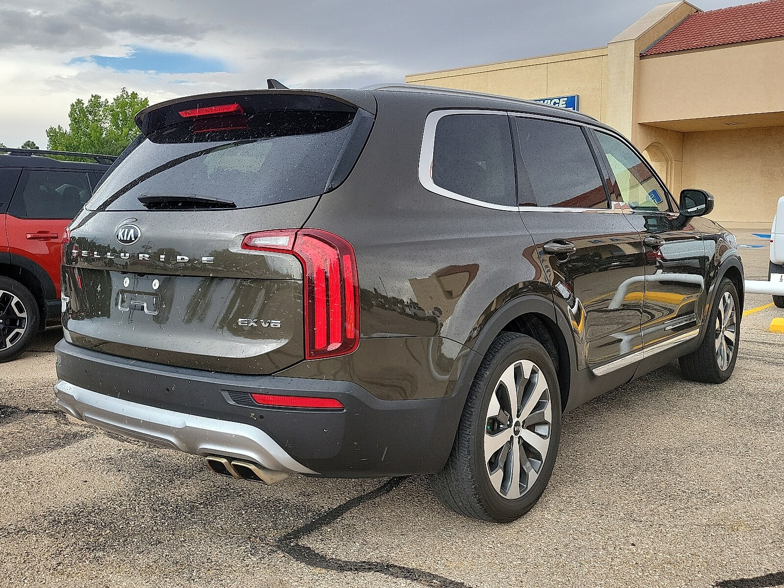 2021 Kia Telluride EX photo 3