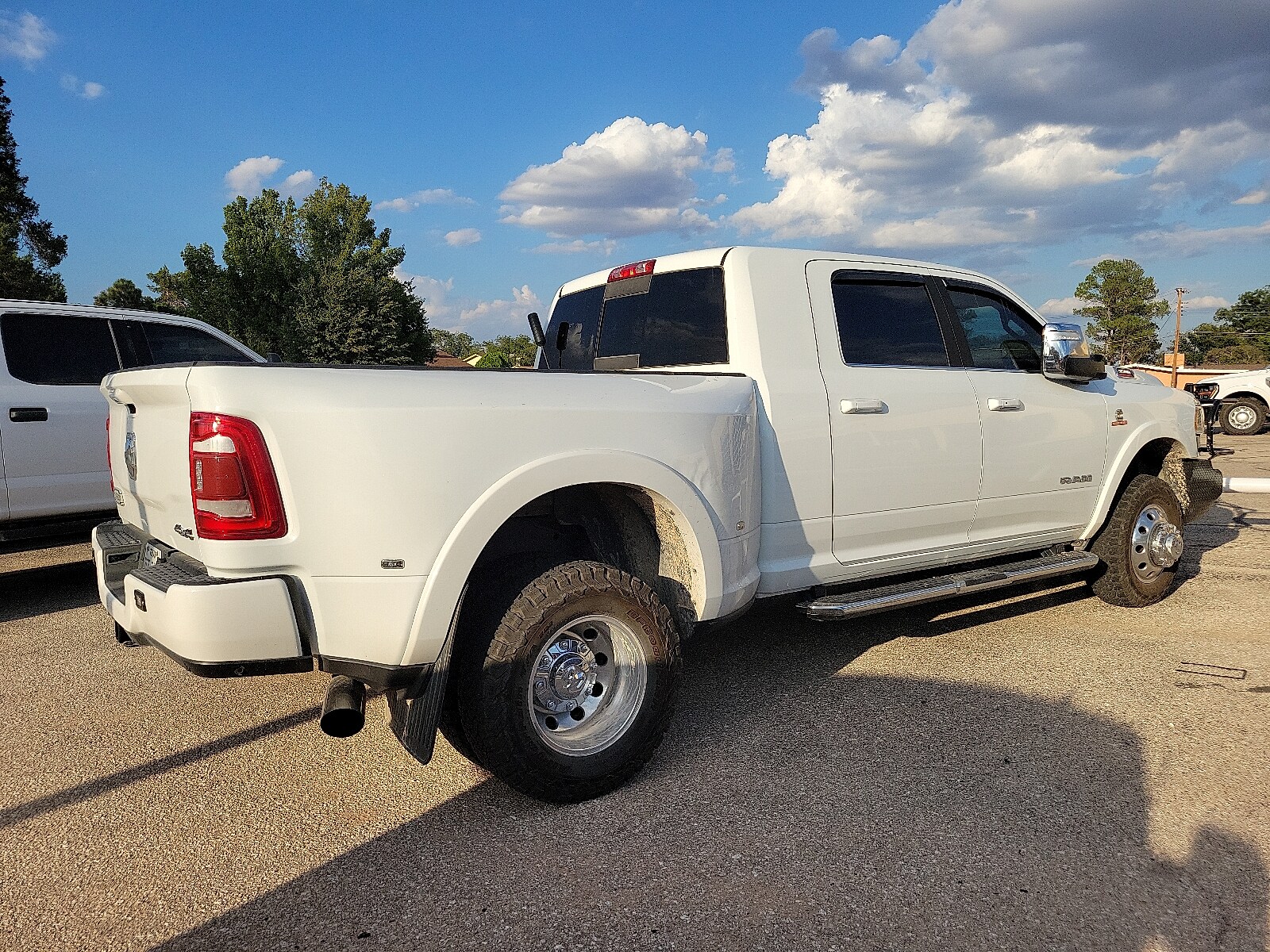 2023 Ram 3500 Laramie Longhorn photo 3