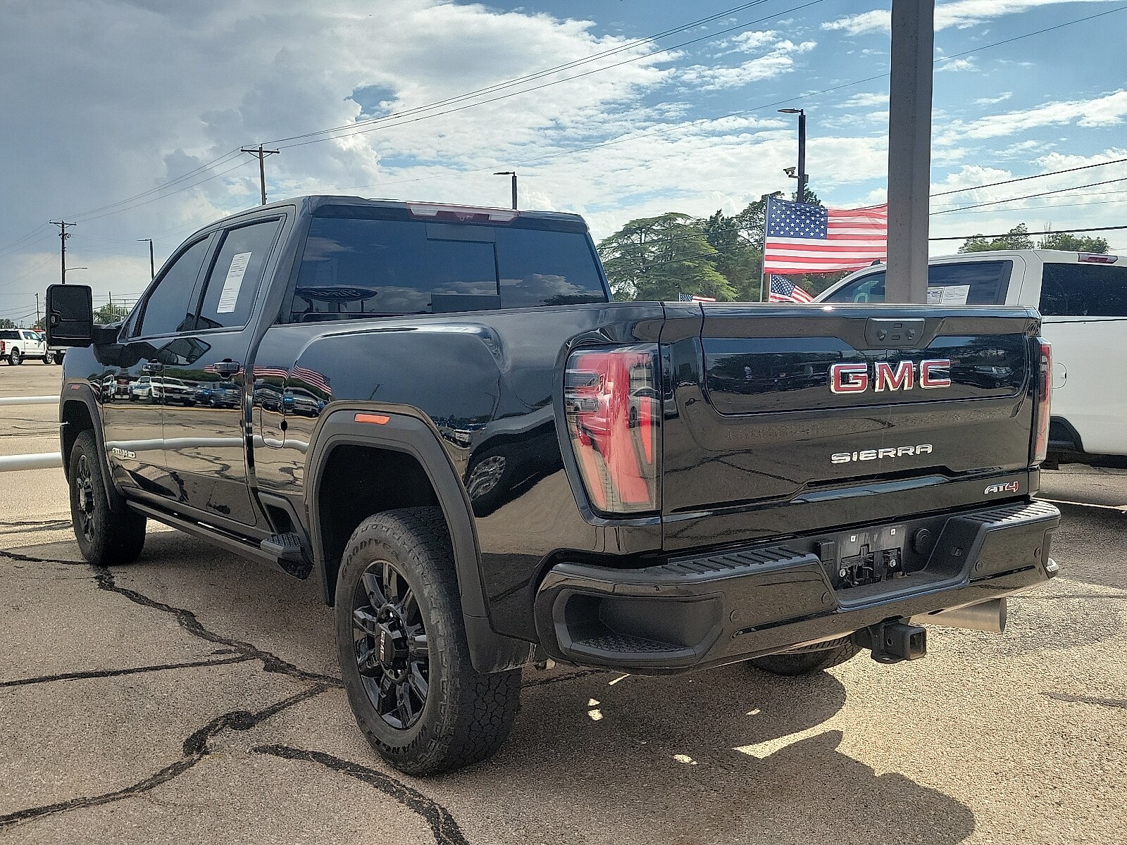 2024 Gmc Sierra 2500 HD AT4 photo 2