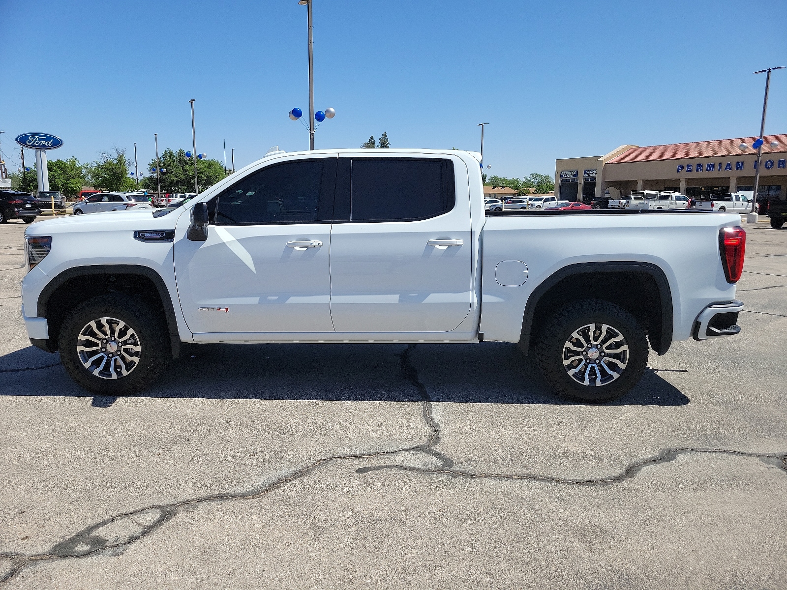 Used 2023 GMC Sierra 1500 AT4 with VIN 3GTUUEE81PG136810 for sale in Hobbs, NM