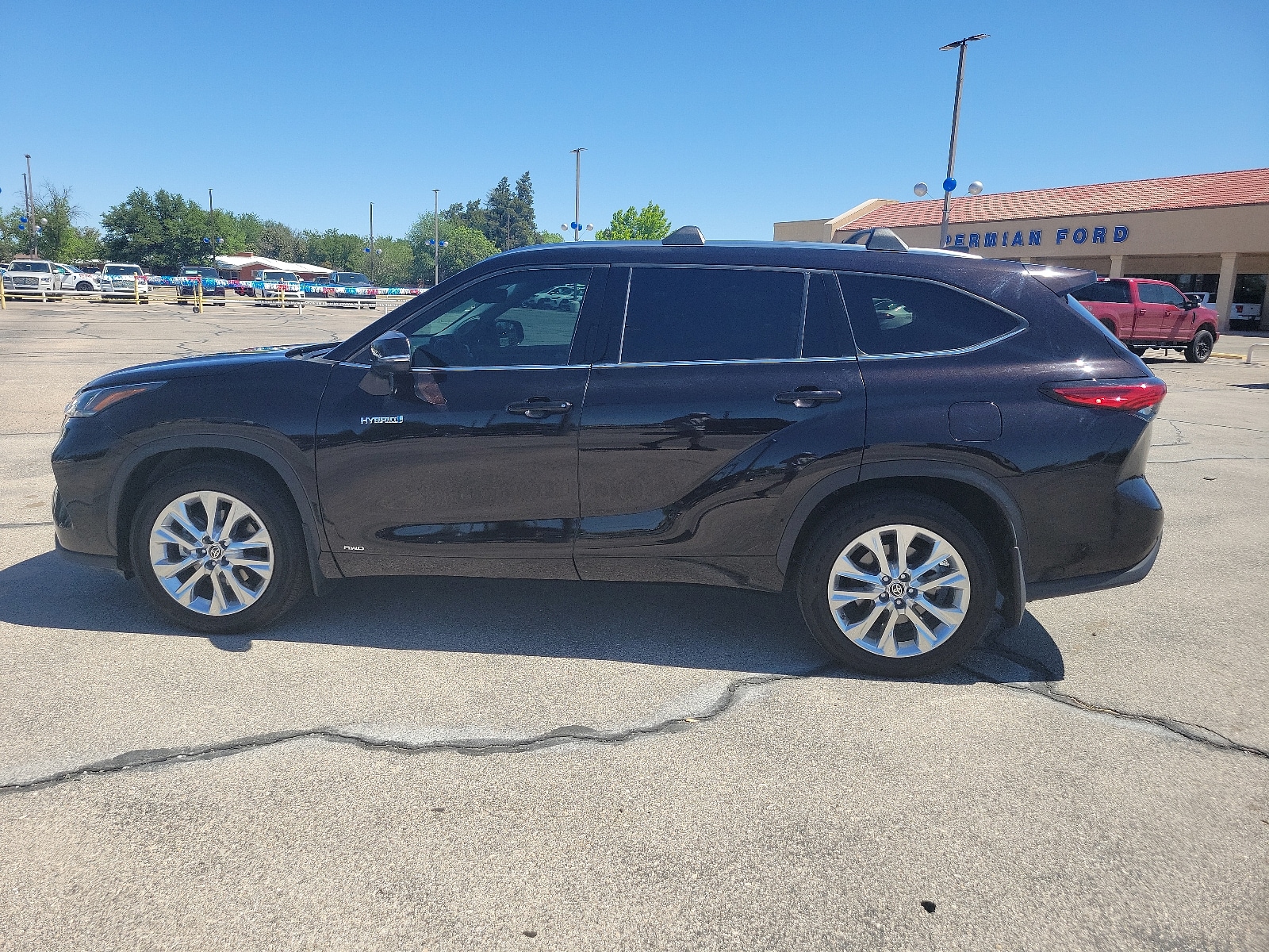 Used 2021 Toyota Highlander Limited with VIN 5TDXBRCH4MS055035 for sale in Hobbs, NM