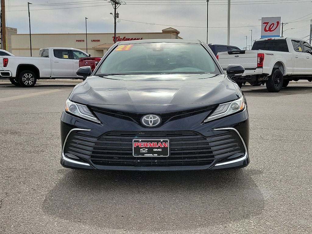 Used 2021 Toyota Camry XLE Sedan