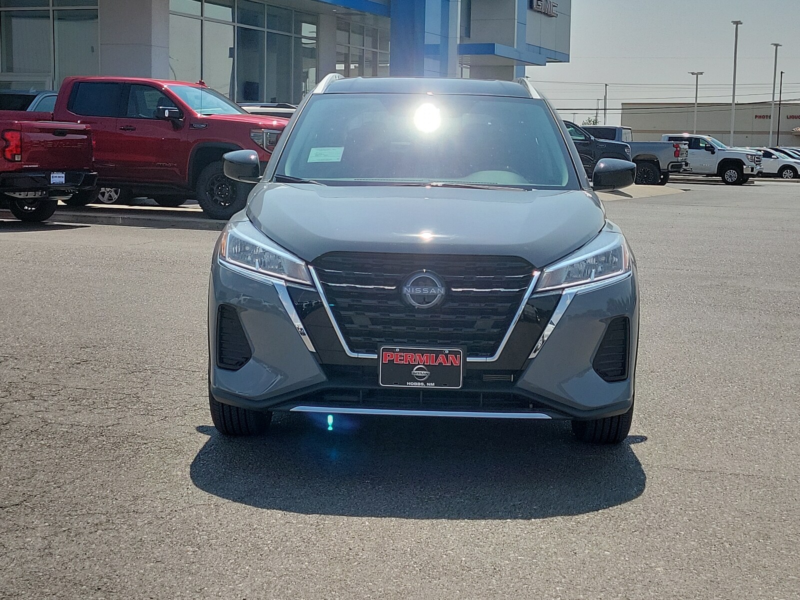 2024 Nissan Kicks SV photo 2