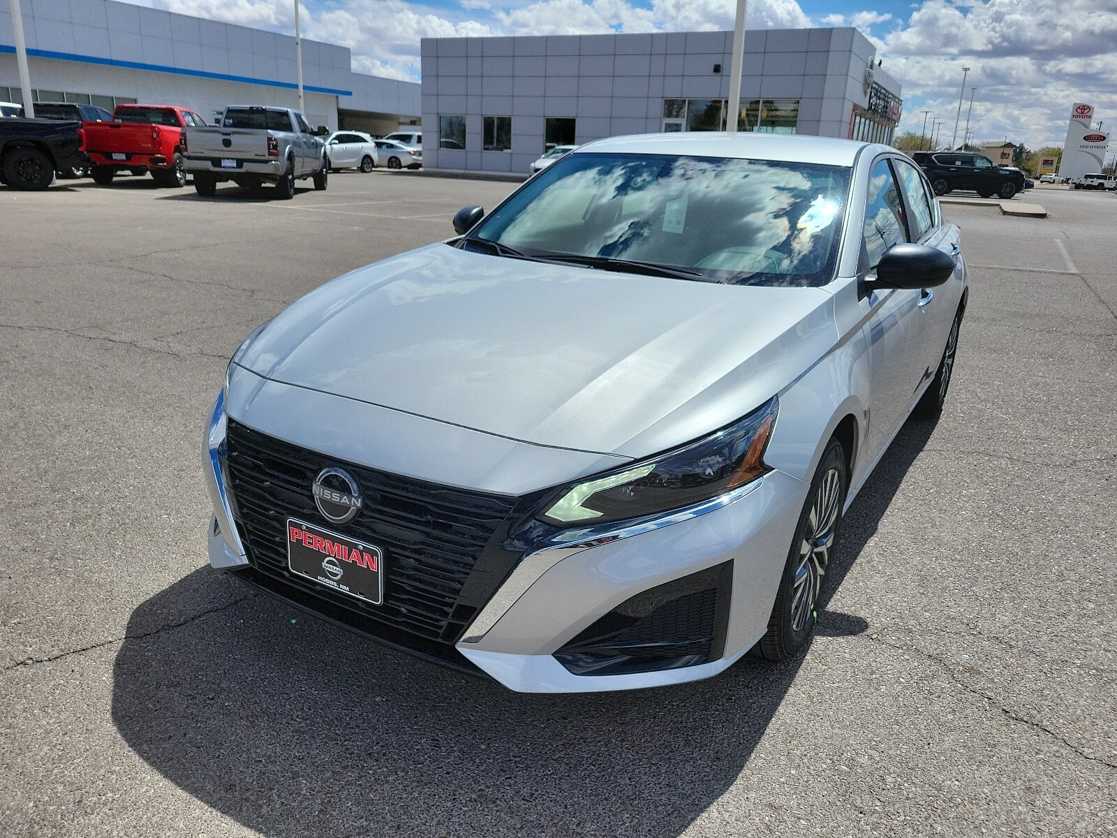 2024 Nissan Altima SV photo 4