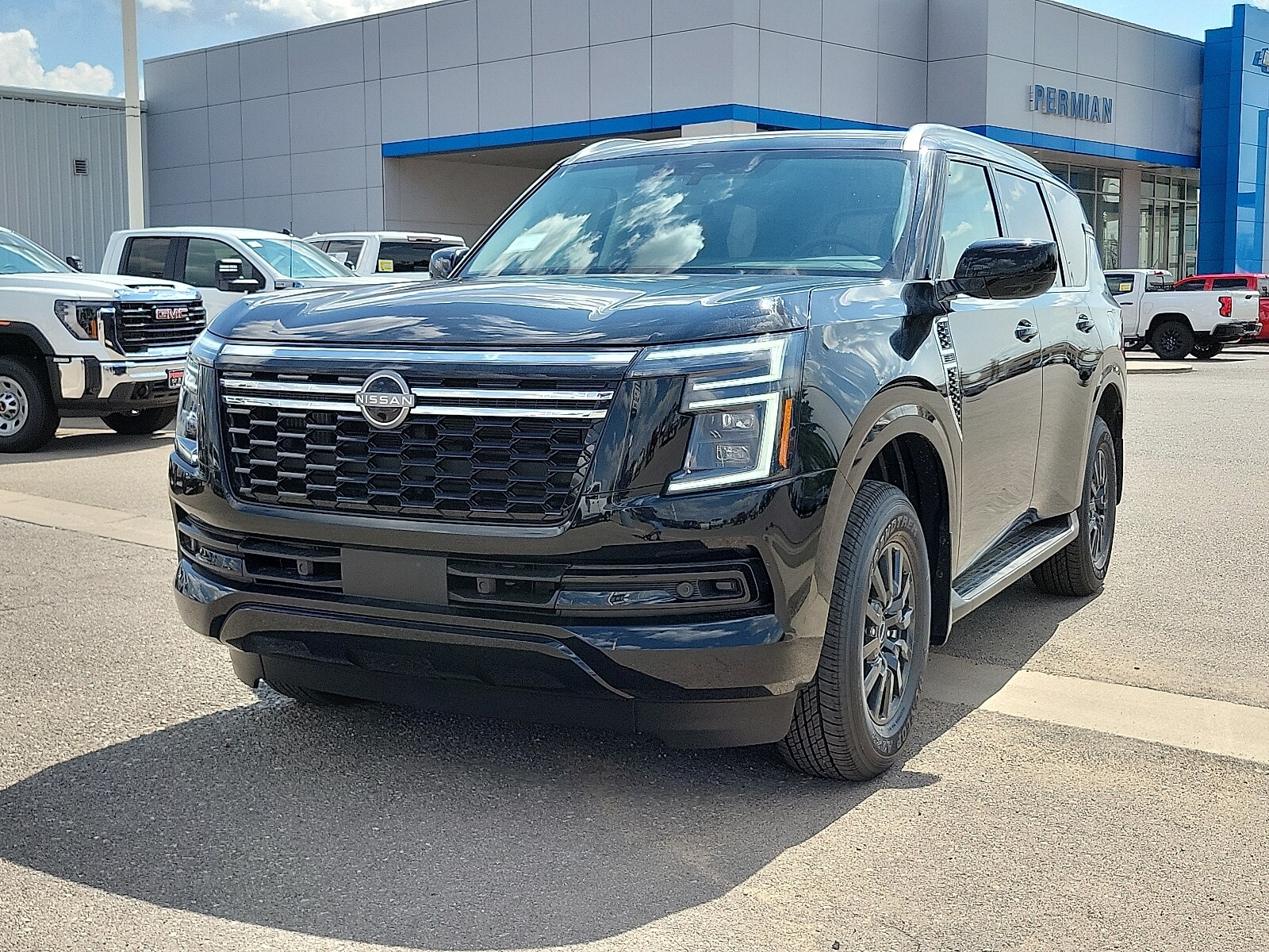 2025 Nissan Armada SV photo 4