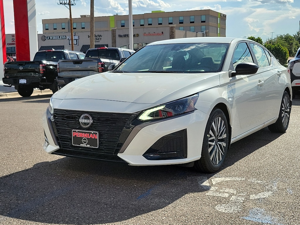 New 2026 Nissan Altima SV FWD Sedan