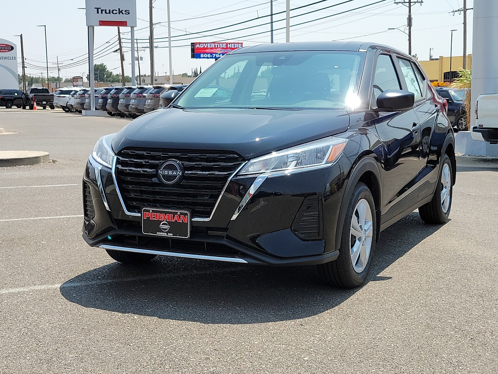 2024 Nissan Kicks S photo 4