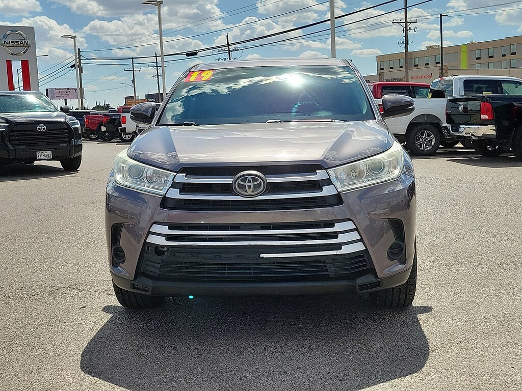 Used 2019 Toyota Highlander LE Plus Sport Utility