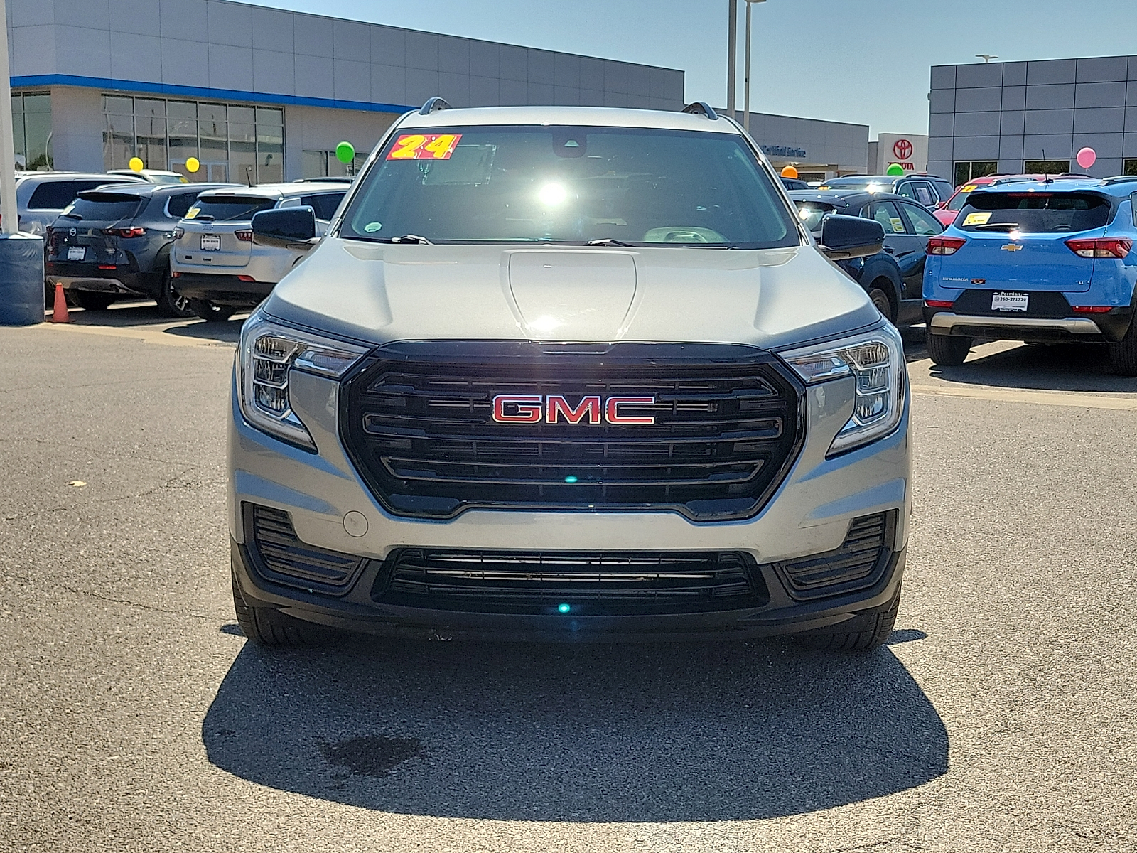 Used 2024 GMC Terrain FWD SLE Sport Utility