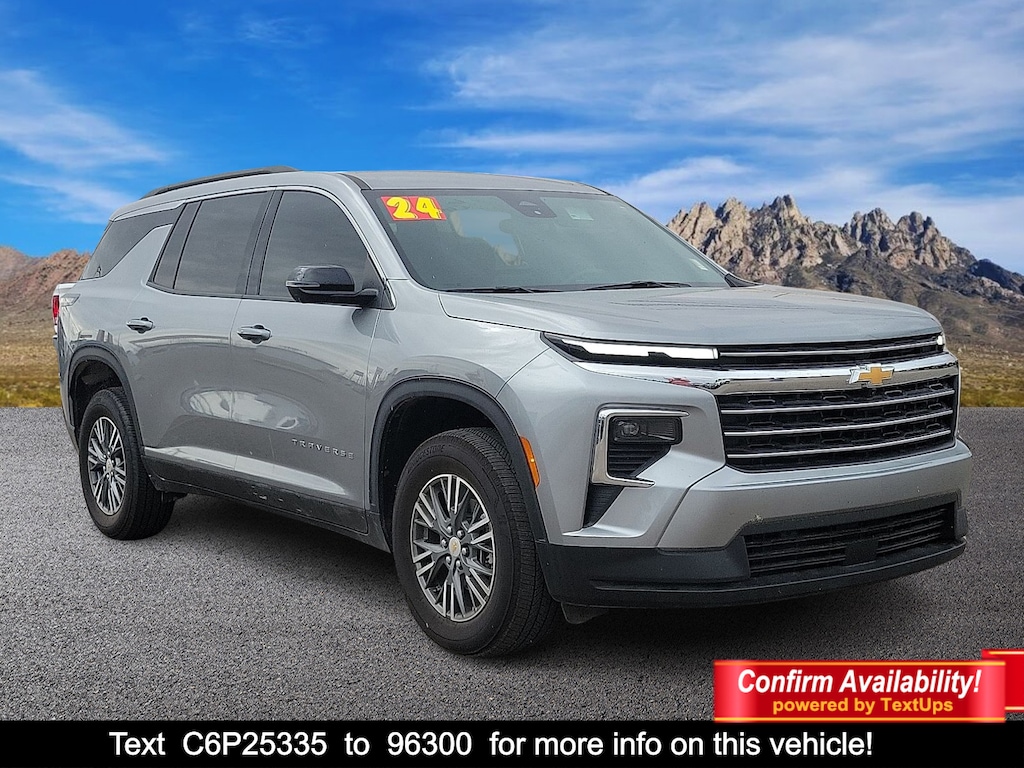 Used 2024 Chevrolet Traverse FWD LT Sport Utility