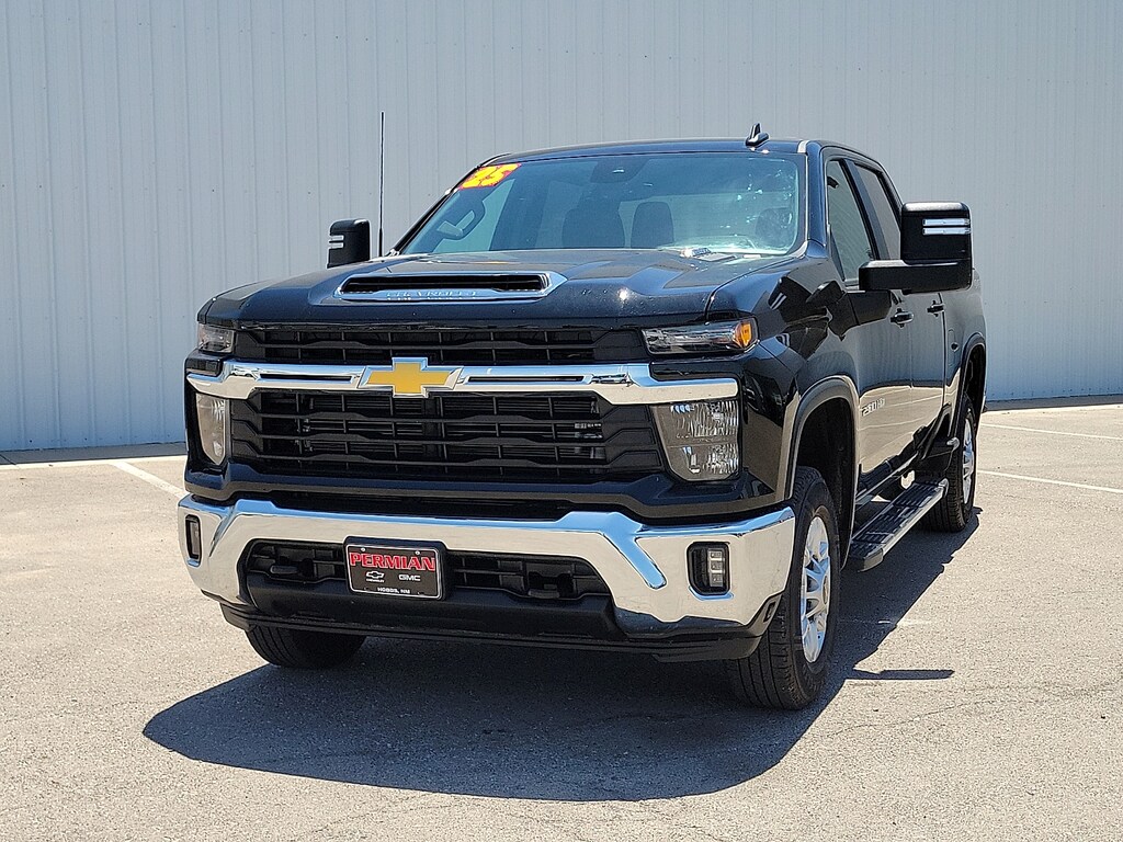 Used 2025 Chevrolet Silverado 2500HD 4WD Crew Cab Standard Bed LT Crew Cab