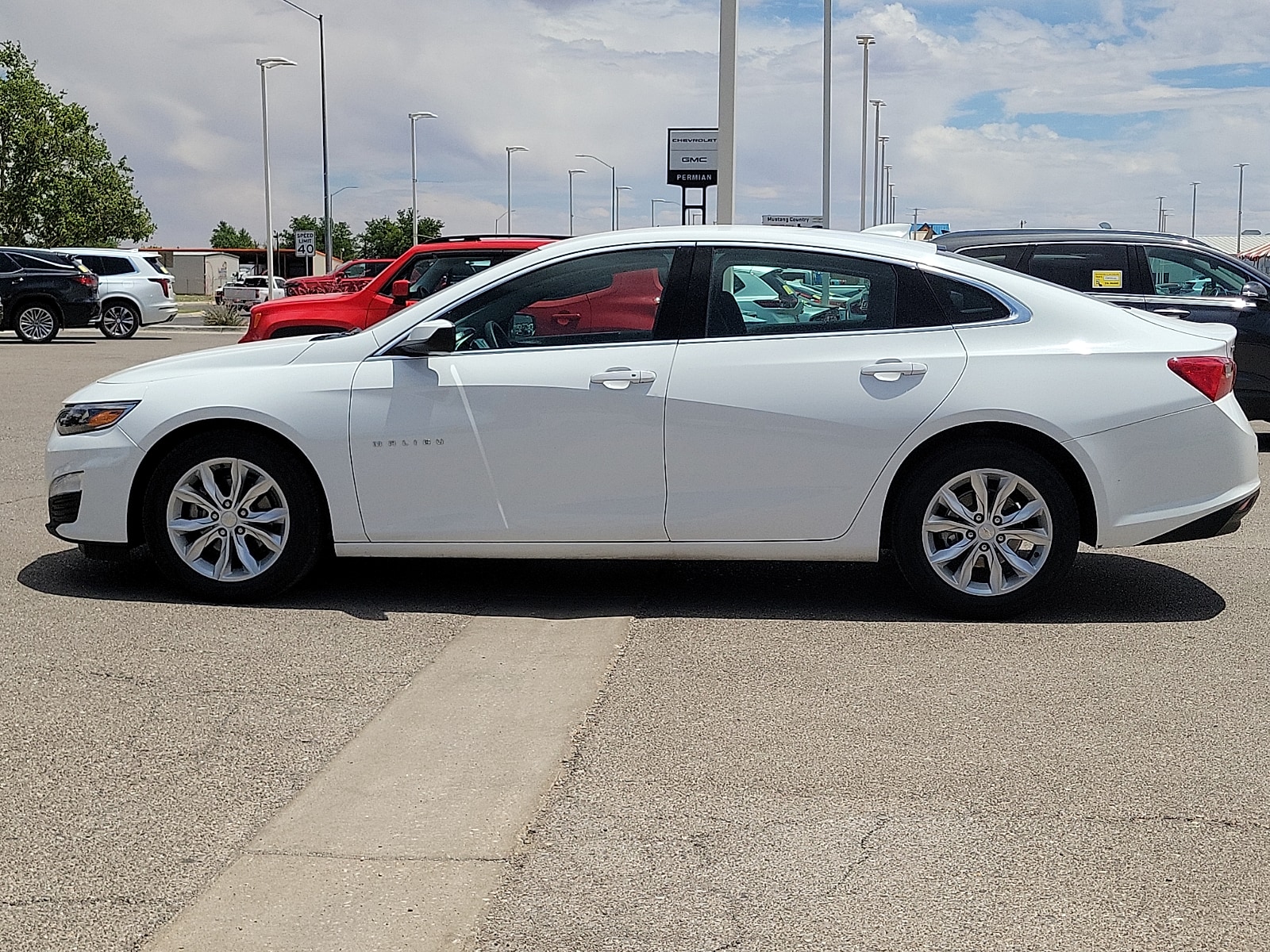 2024 Chevrolet Malibu 1LT - Photo 6