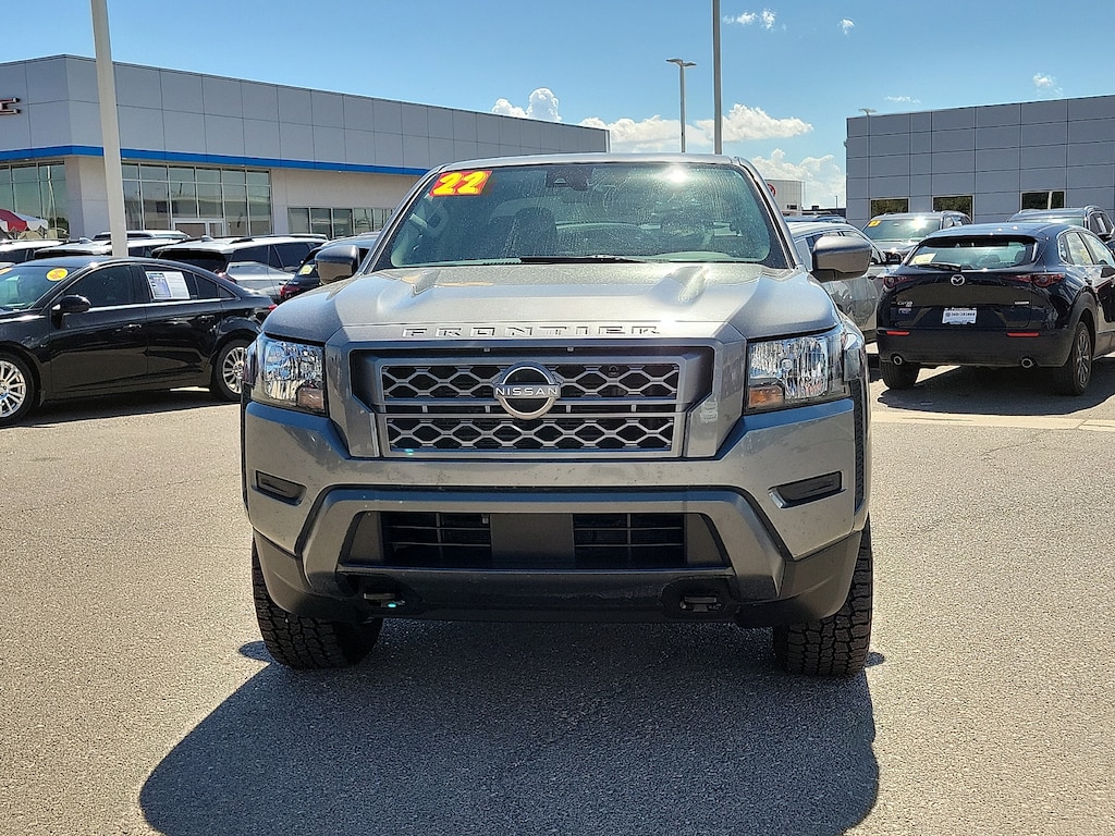 Used 2022 Nissan Frontier Crew Cab SV 4x4 Crew Cab