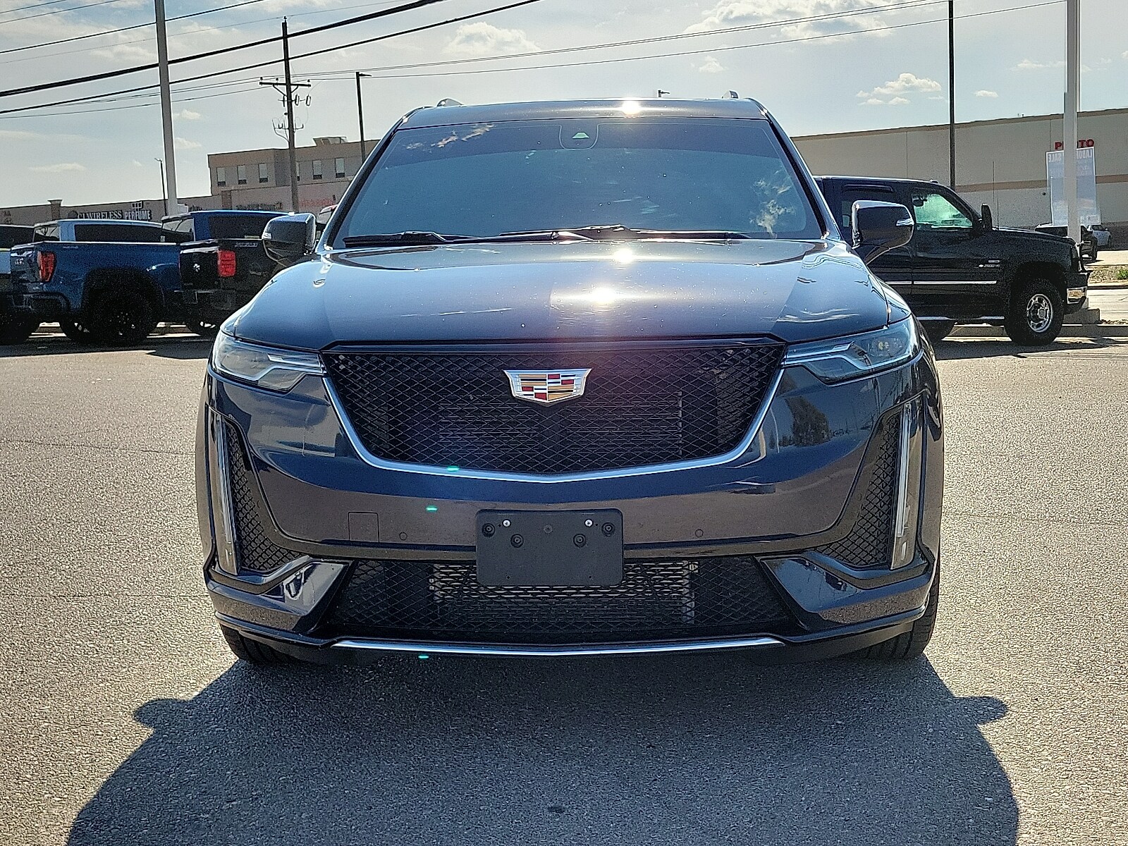 2024 Cadillac XT6 Sport photo 2