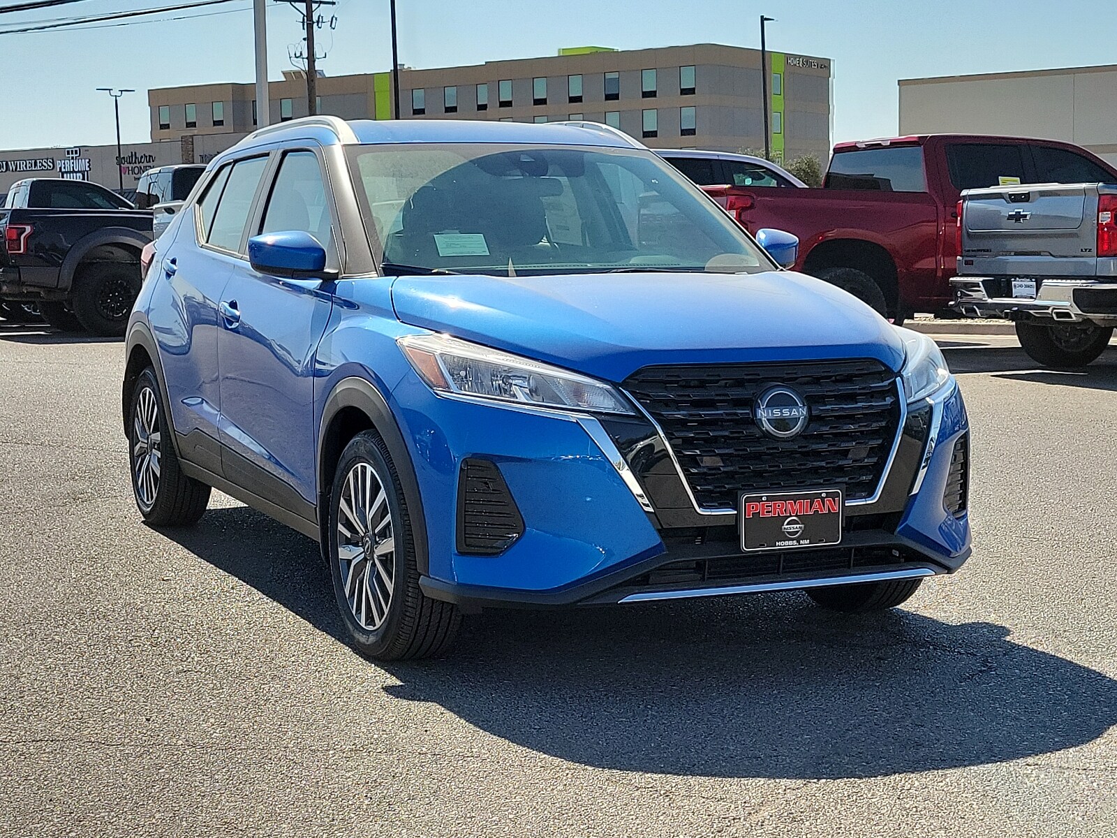 2024 Nissan Kicks SV photo 2