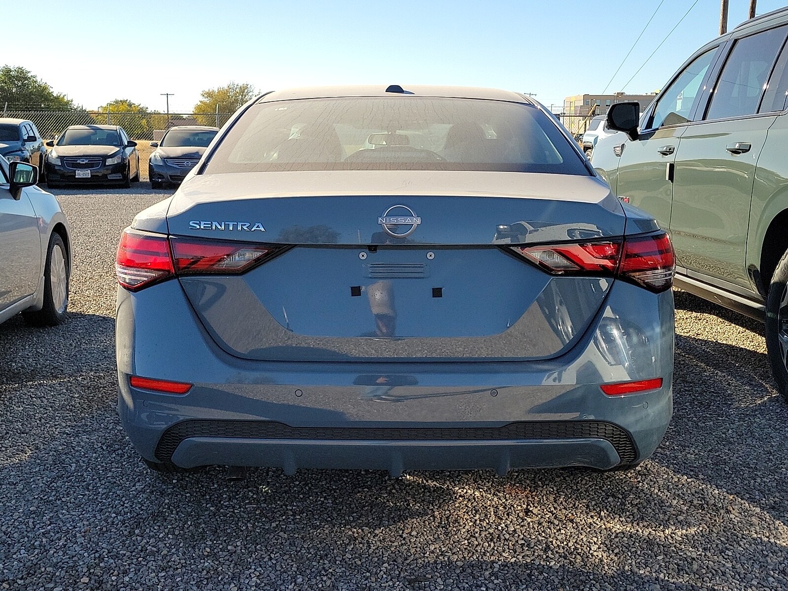 2025 Nissan Sentra SV photo 4