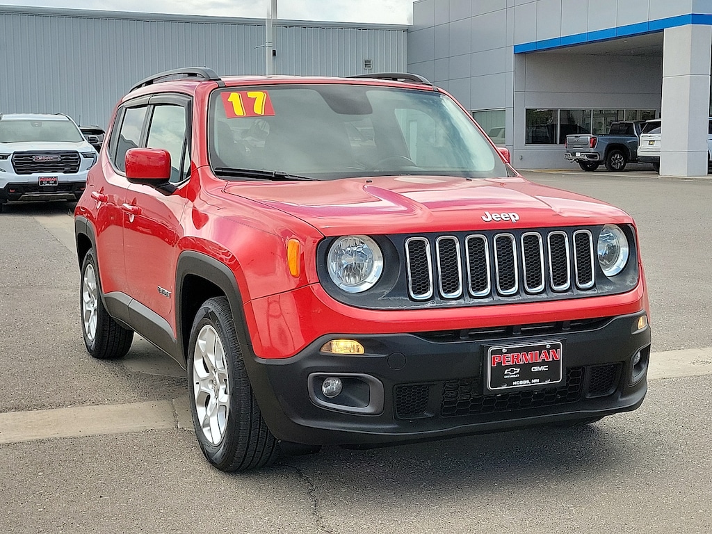 Used 2017 Jeep Renegade Latitude FWD Sport Utility