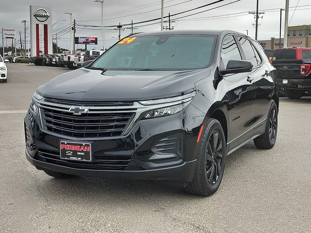 Used 2024 Chevrolet Equinox FWD LS Sport Utility