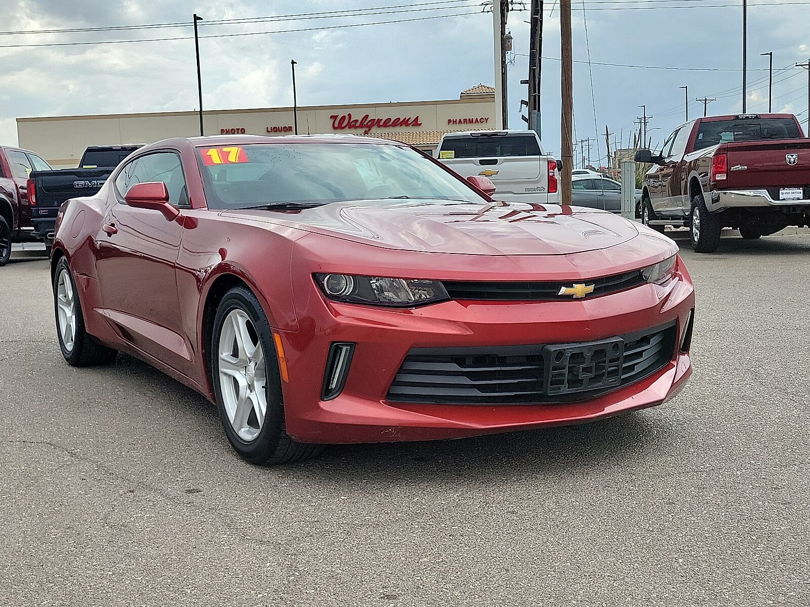 2017 Chevrolet Camaro 1LT photo 2