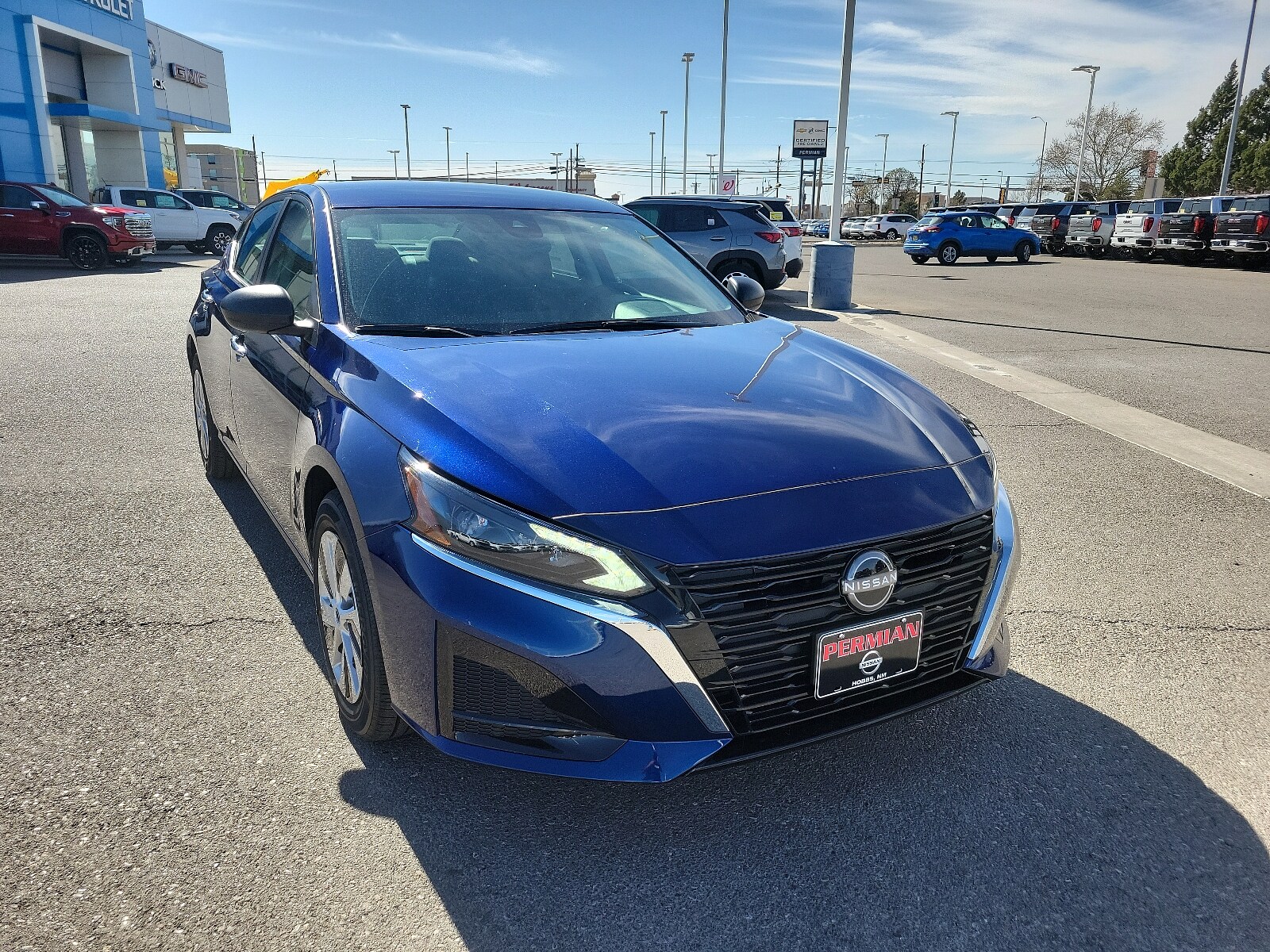 2024 Nissan Altima S photo 2