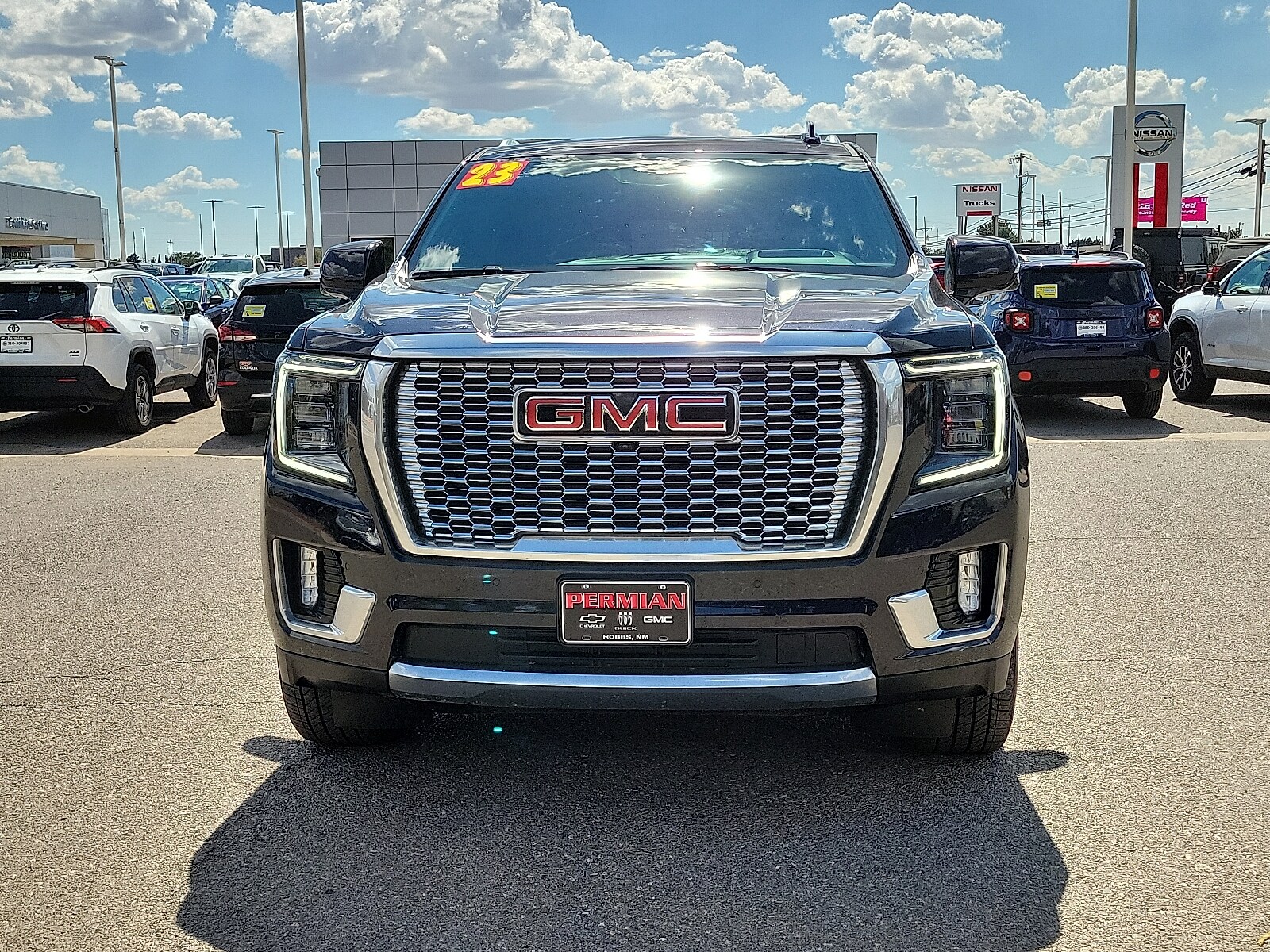 2023 Gmc Yukon Denali photo 2