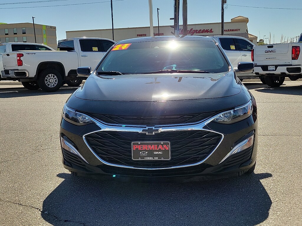 Used 2024 Chevrolet Malibu FWD RS Sedan