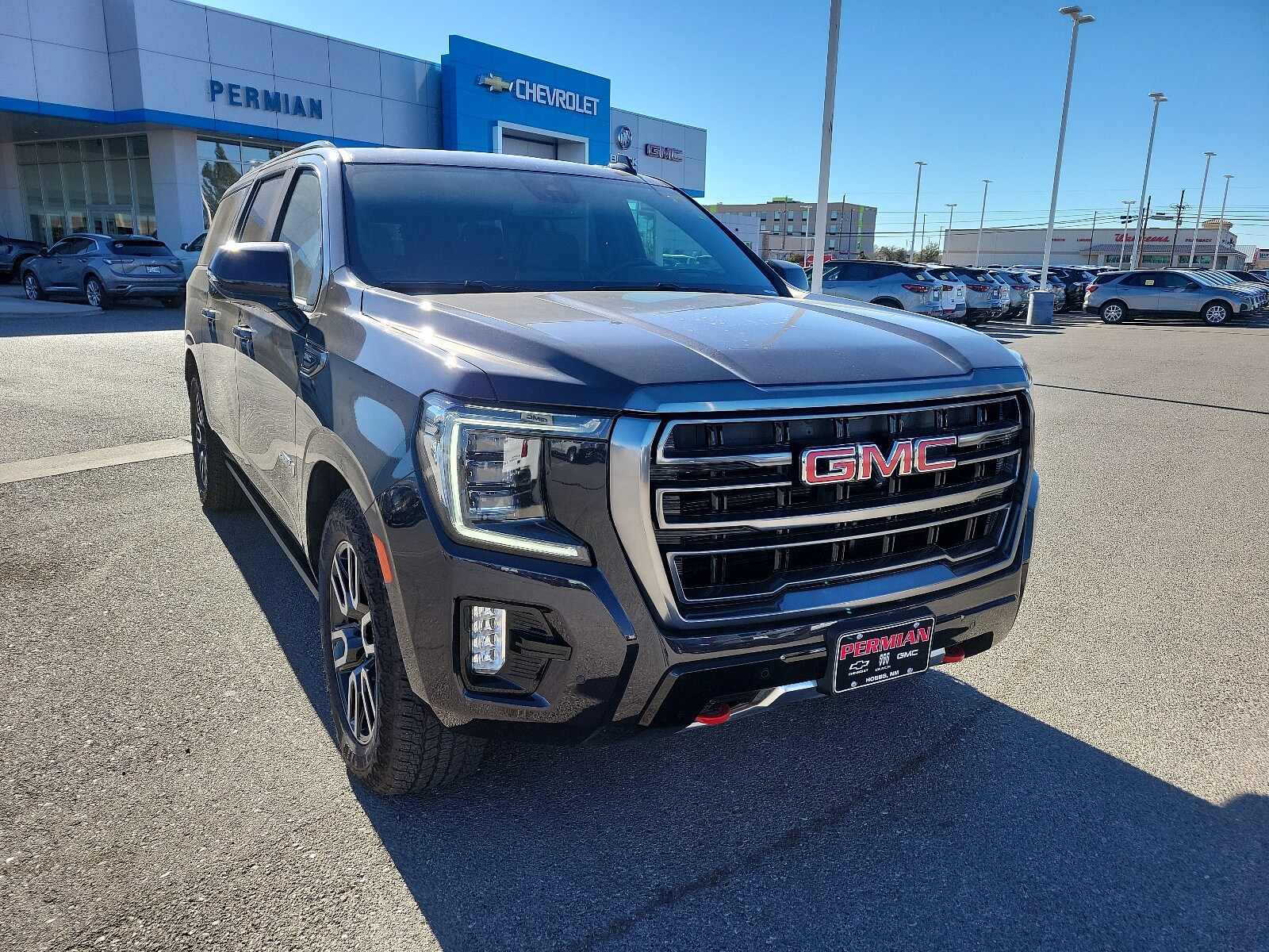 2023 Gmc Yukon XL AT4 photo 2