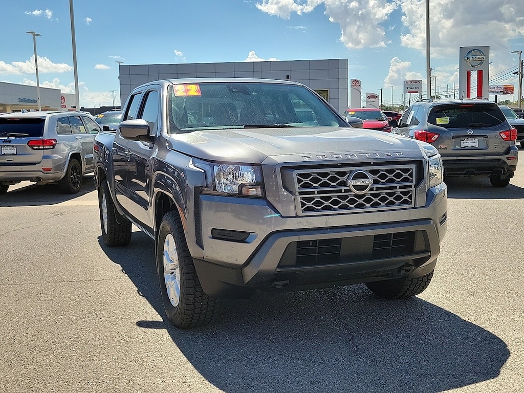 Used 2022 Nissan Frontier Crew Cab SV 4x4 Crew Cab