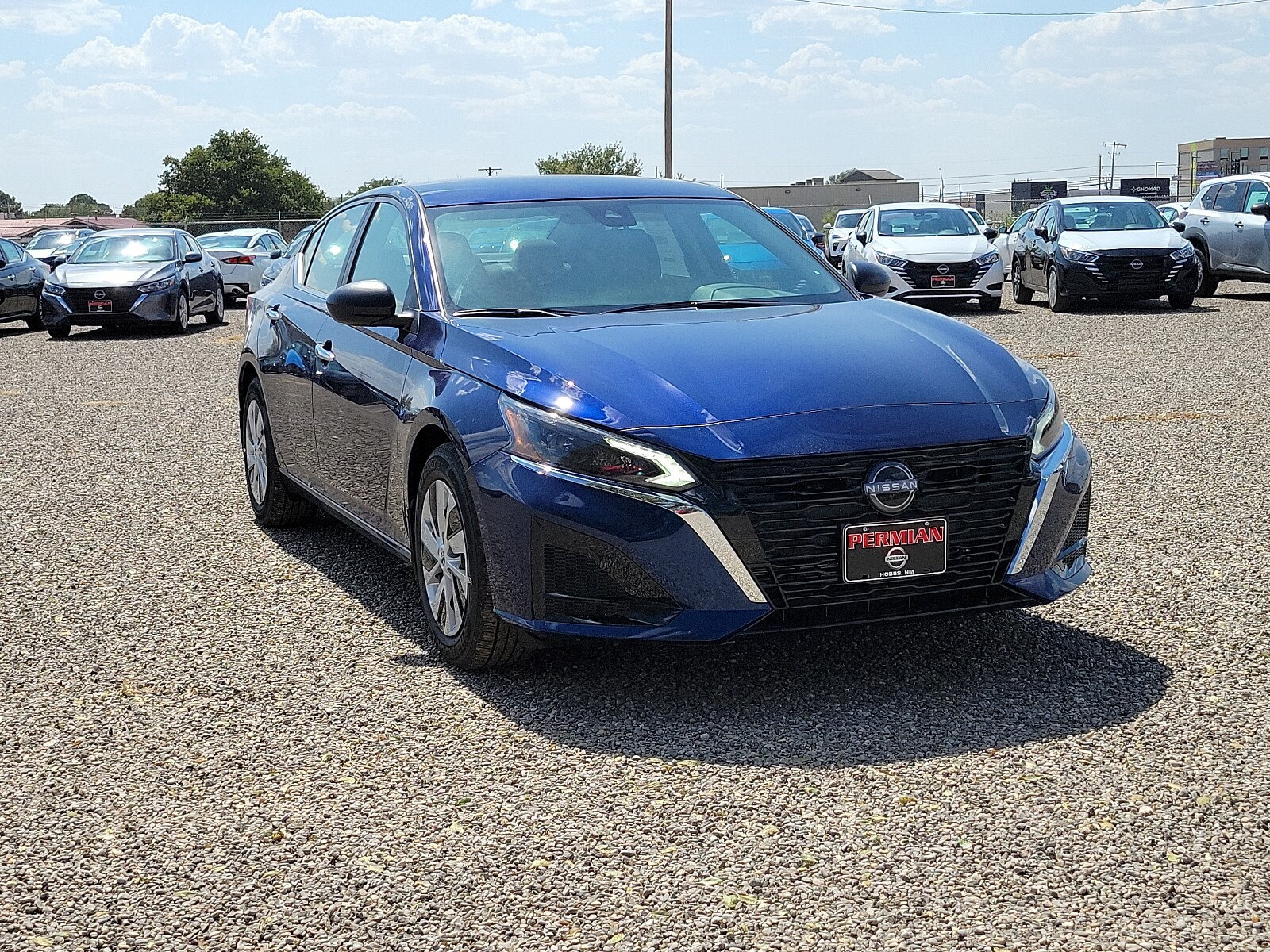 2024 Nissan Altima S photo 2