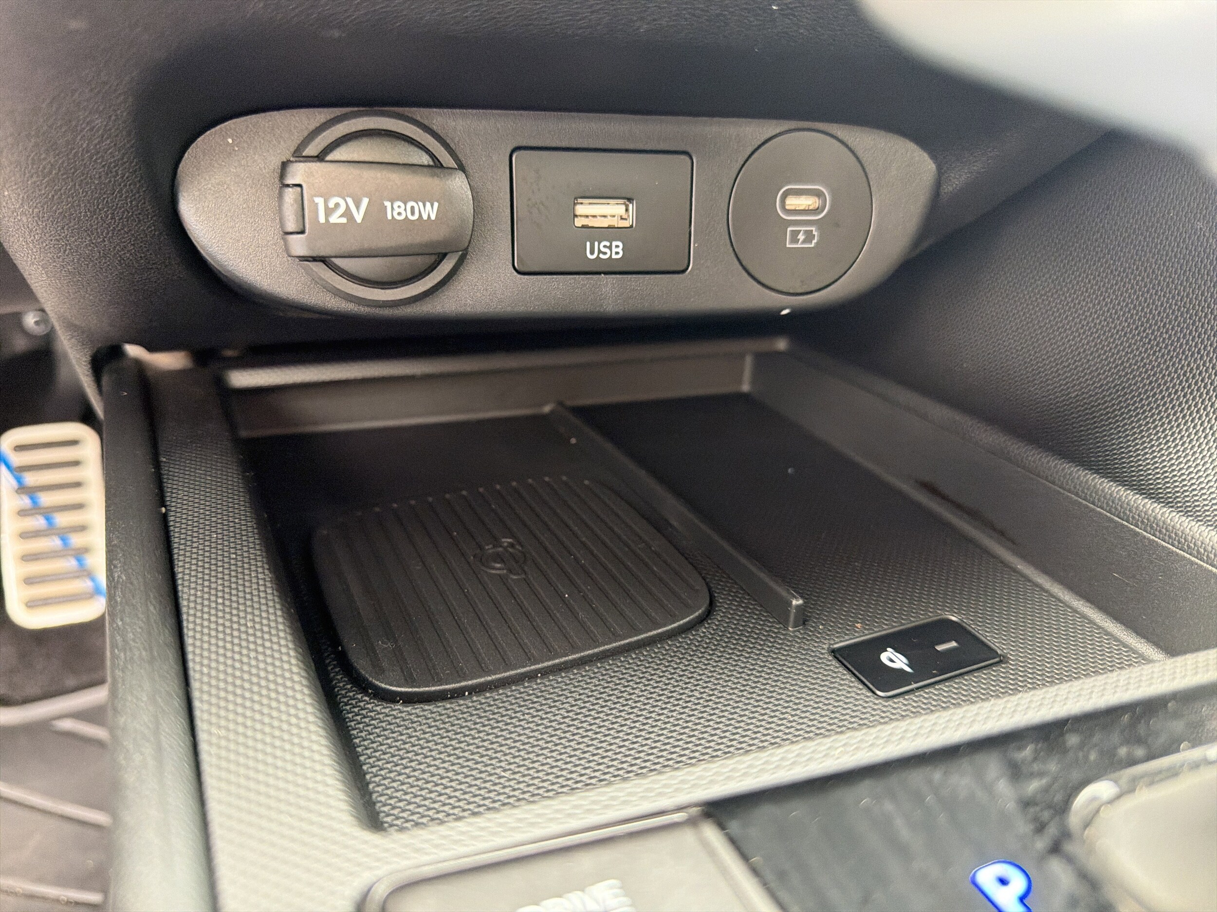 2025 Hyundai Elantra SEL - Photo 15