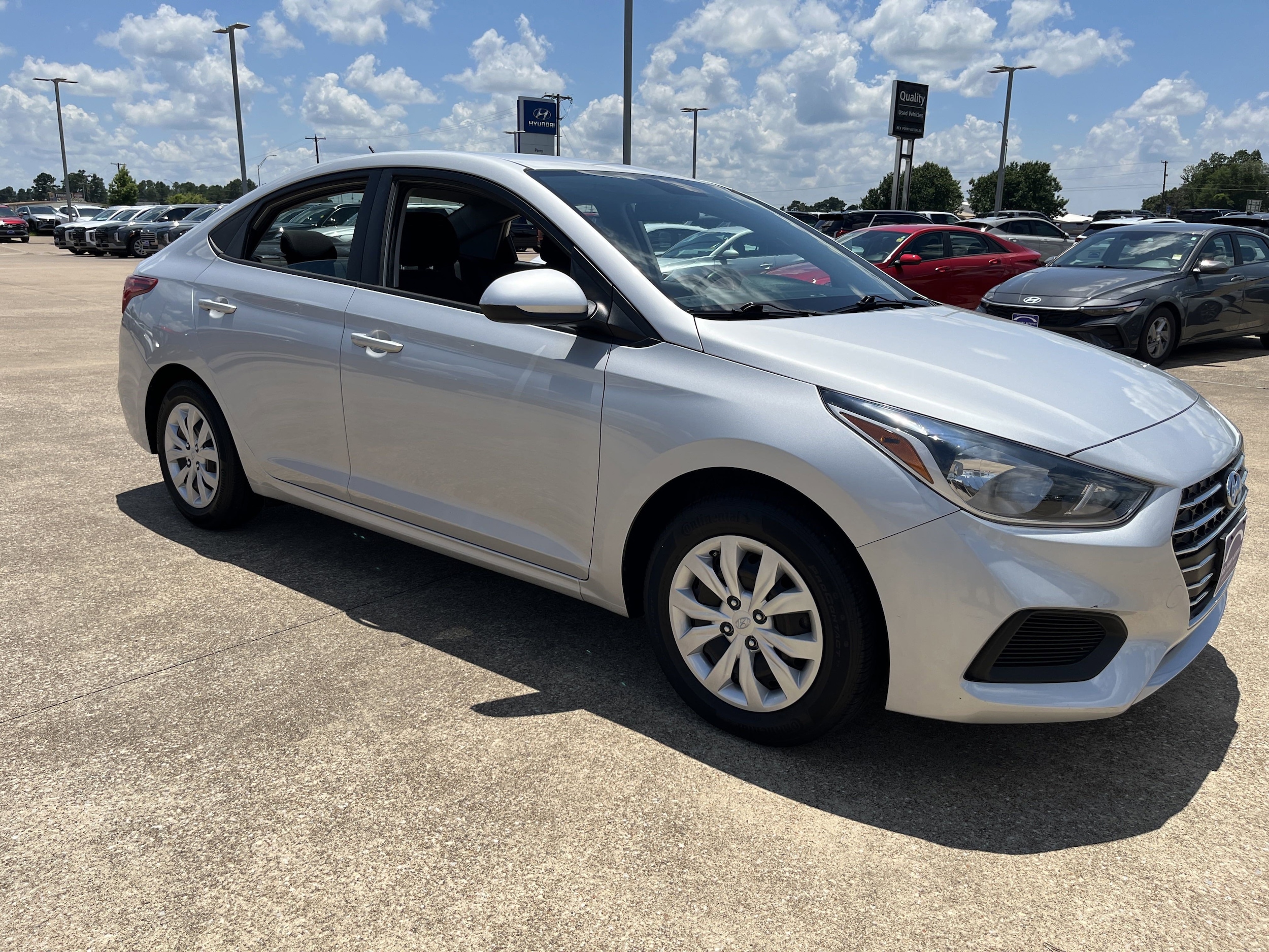 Used 2022 Hyundai Accent SE with VIN 3KPC24A63NE187265 for sale in Nacogdoches, TX