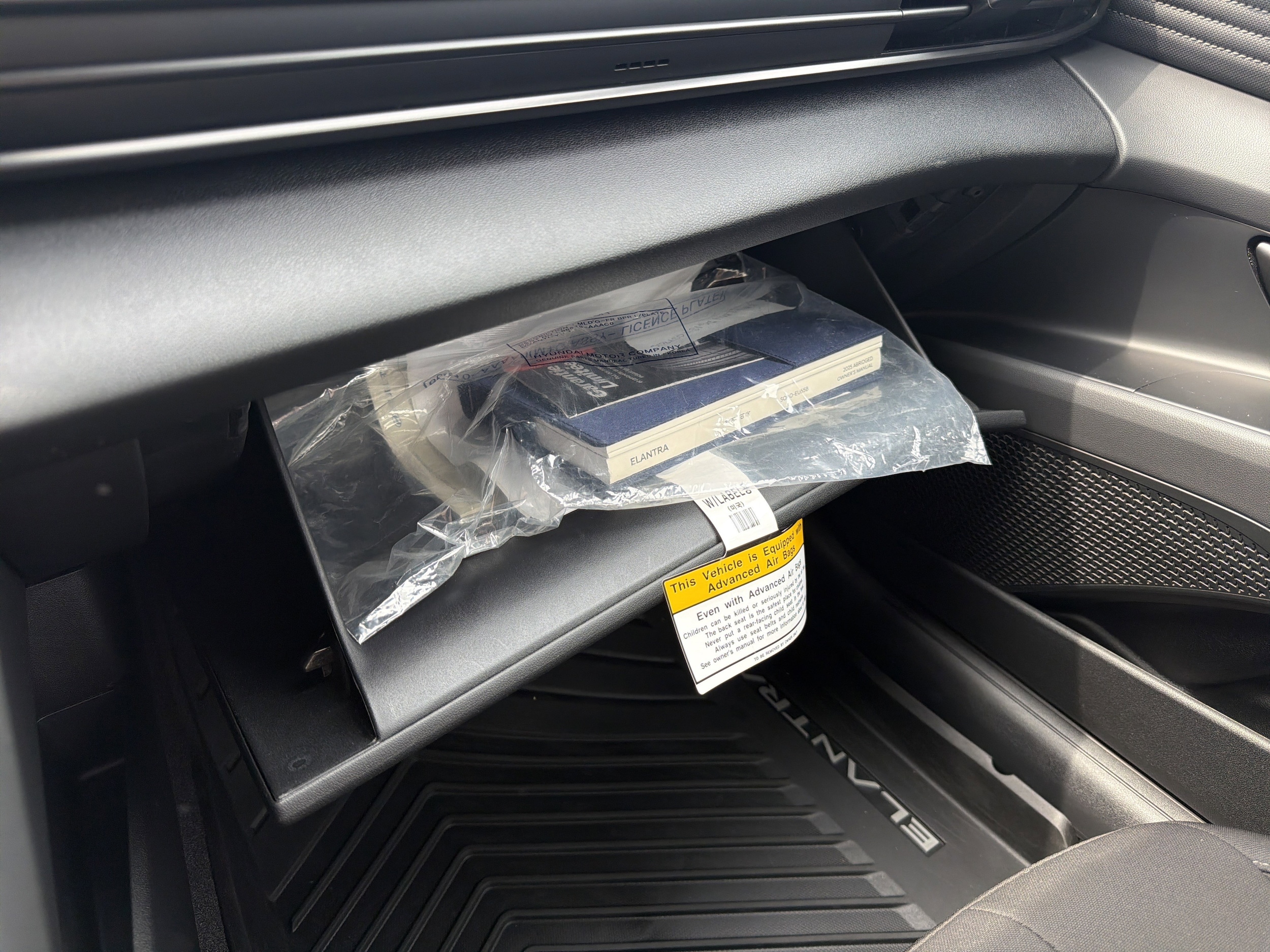 2025 Hyundai Elantra SEL - Photo 22