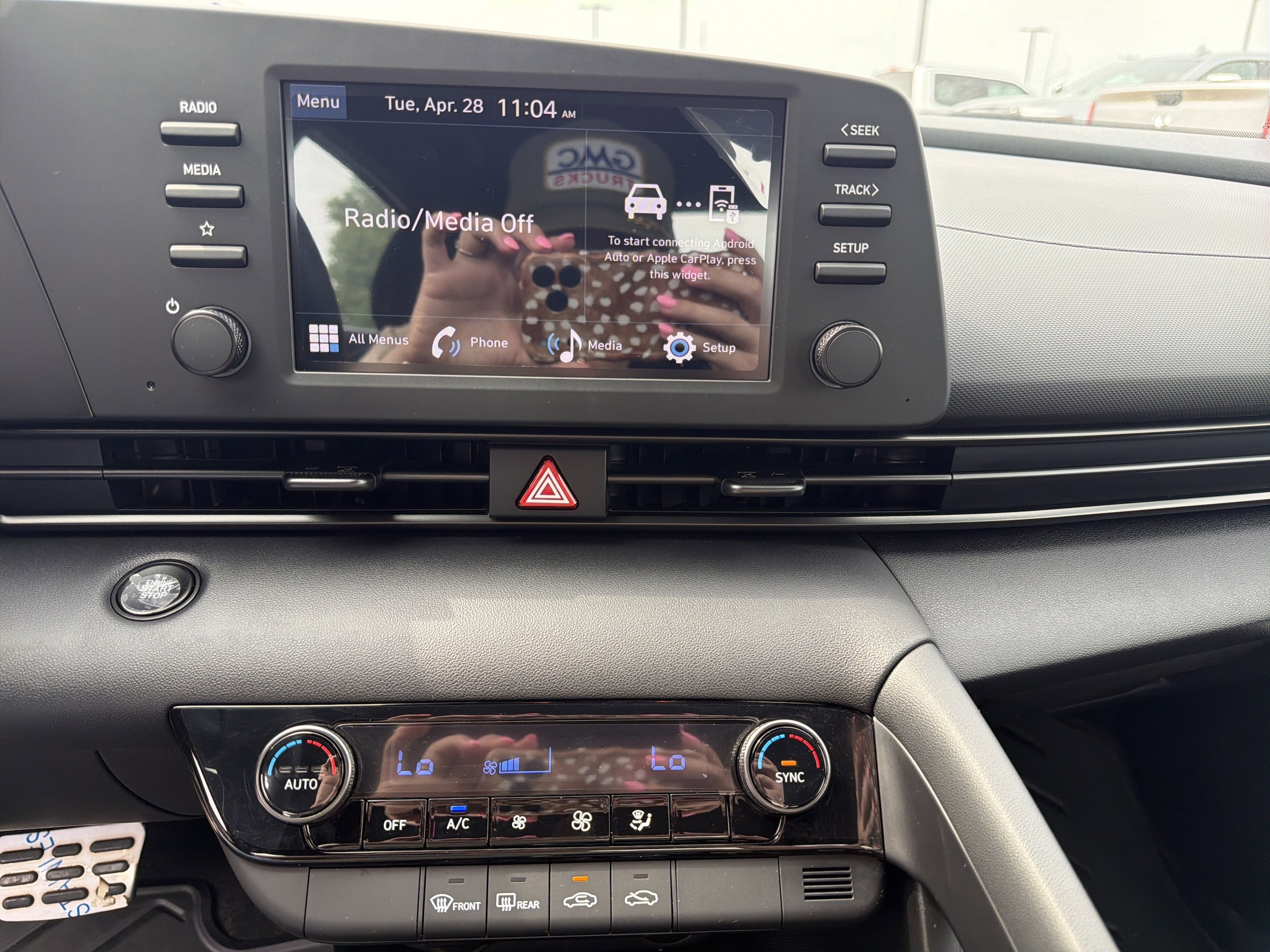 2025 Hyundai Elantra SEL - Photo 17