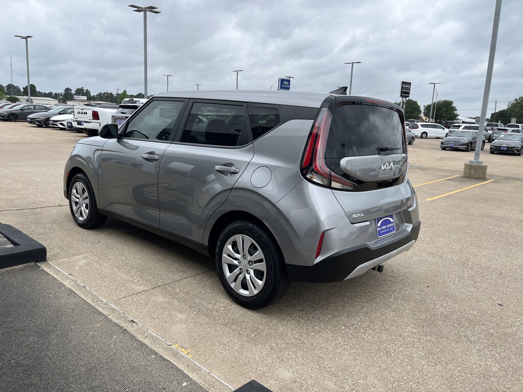 Used 2023 Kia Soul LX Hatchback