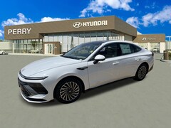 2025 Hyundai Sonata Hybrid Limited Sedan