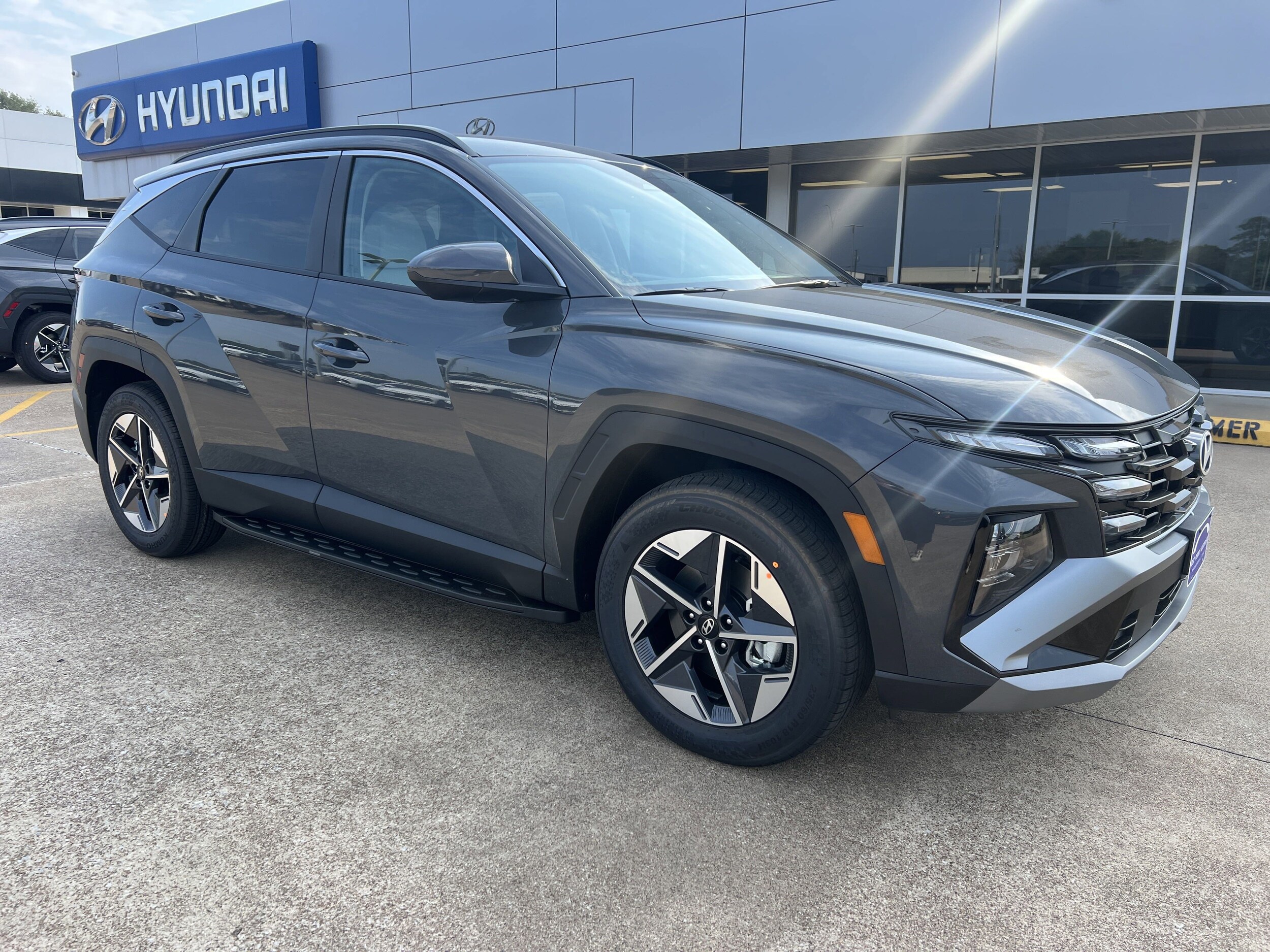 2026 Hyundai Tucson SEL photo 2