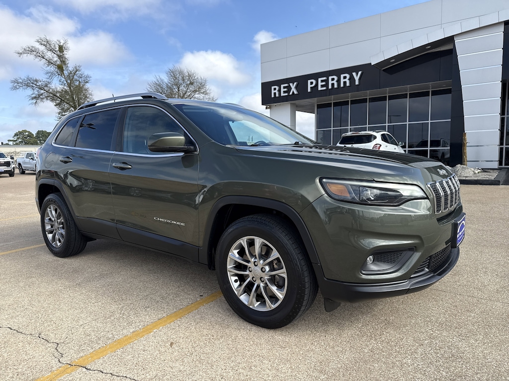 Used 2019 Jeep Cherokee Latitude Plus 4x4 SUV