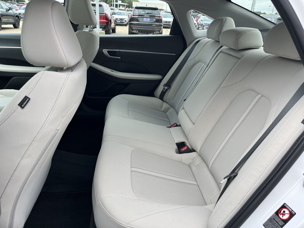 Used 2022 Hyundai Sonata SEL Sedan