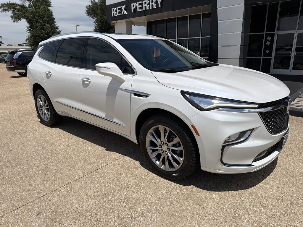 Used 2022 Buick Enclave Avenir SUV