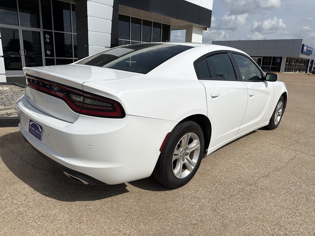 Used 2022 Dodge Charger SXT Sedan