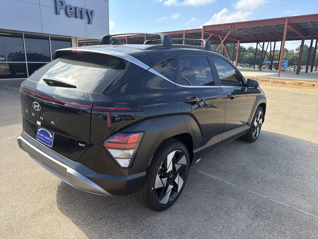 New 2026 Hyundai Kona Limited FWD SUV