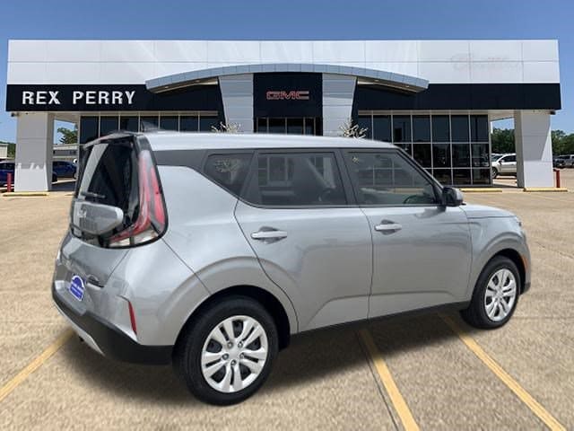 2023 Kia Soul 2.0L LX IVT's photo