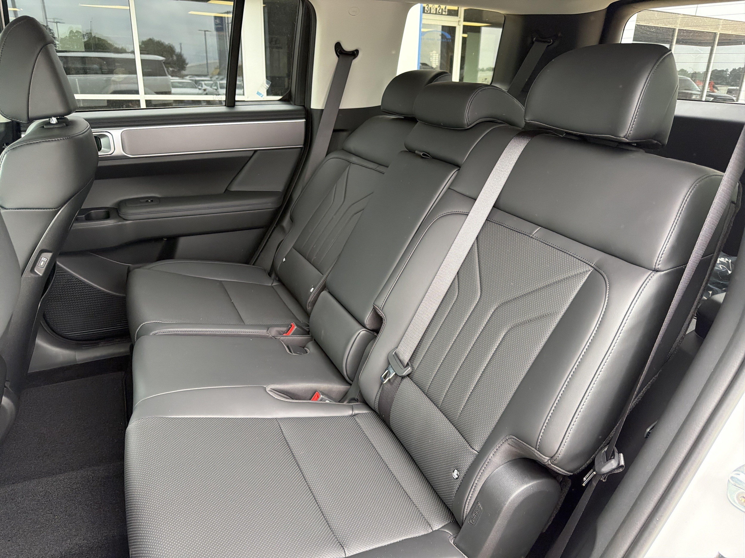 2026 Hyundai Santa Fe SEL - Photo 6